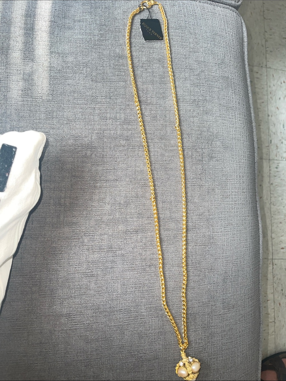 Necklace on Chain - Picture 5 of 7